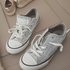 gray velvet converse